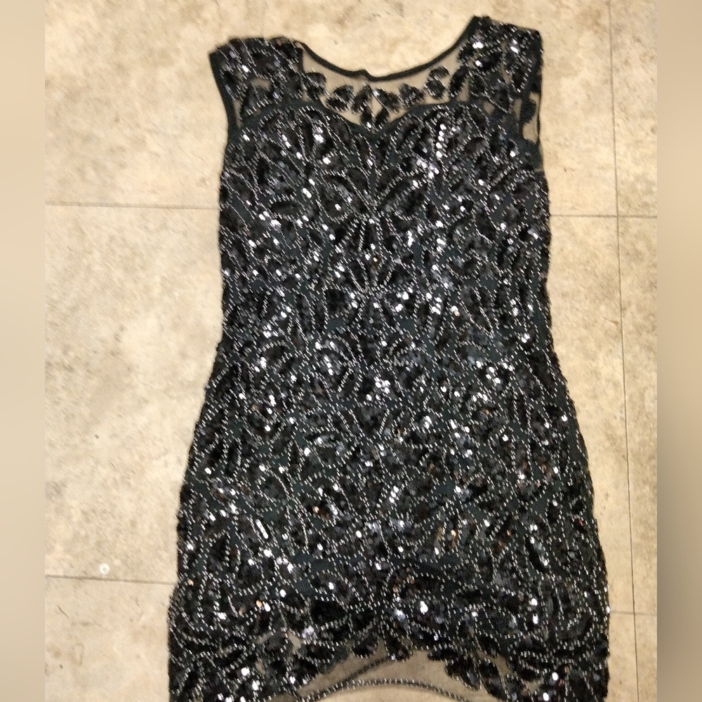 Dress sequins size LG